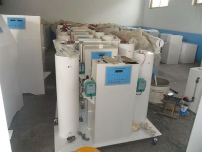 安陽小型醫(yī)院污水處理設(shè)備 /二氧化氯發(fā)生器/以質(zhì)量征服人心 讓世界認(rèn)識(shí)-濰坊市金海源環(huán)保設(shè)備